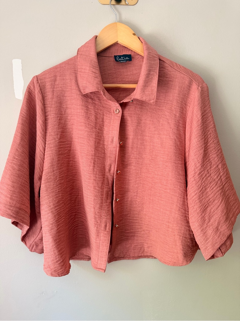 Coral Button-Front Women’s Top